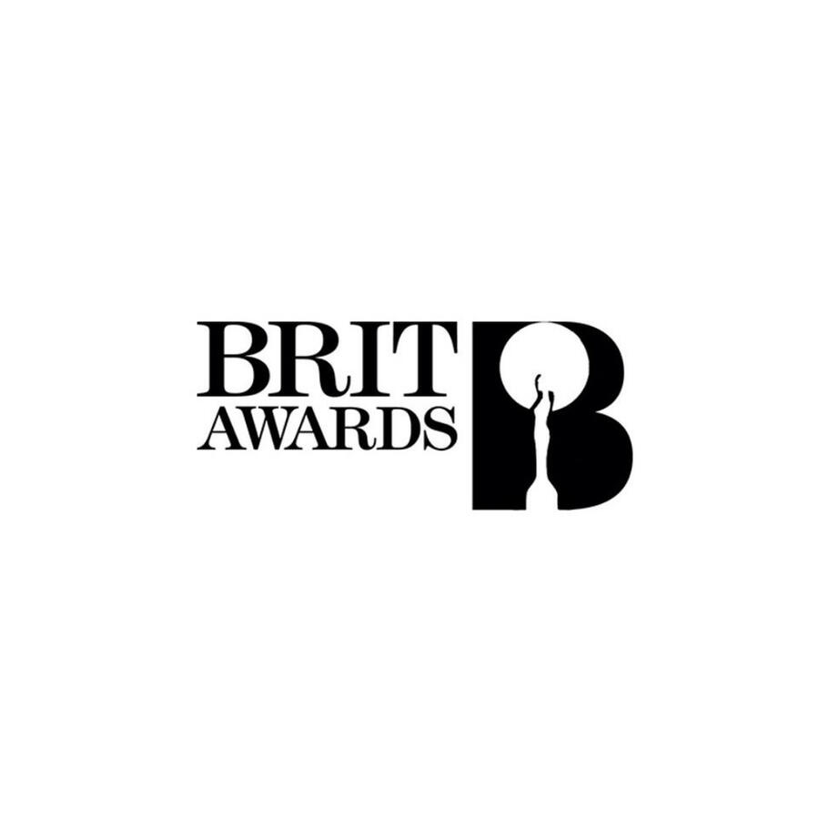 BRYAN WINS BRIT AWARD
